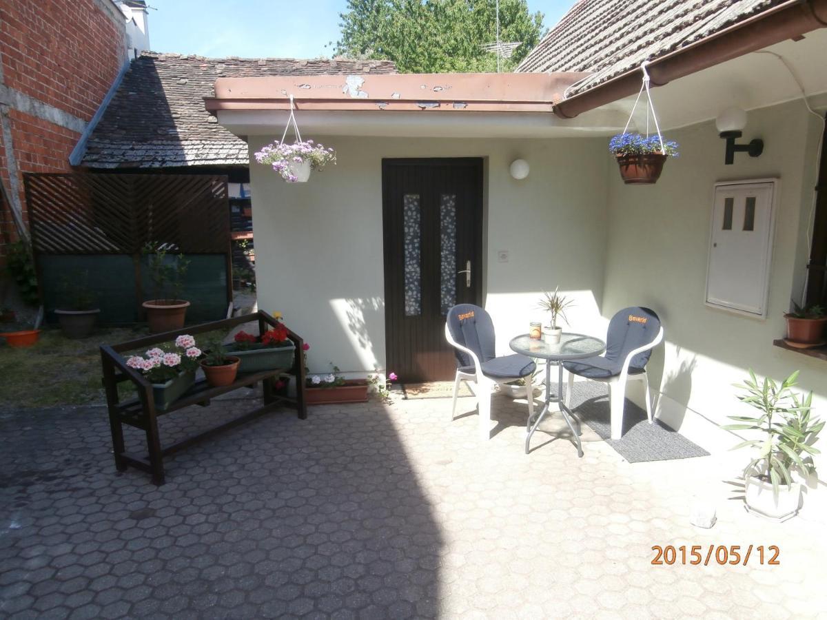 Apartments With A Parking Space Samobor, Prigorje - 12869 Dış mekan fotoğraf